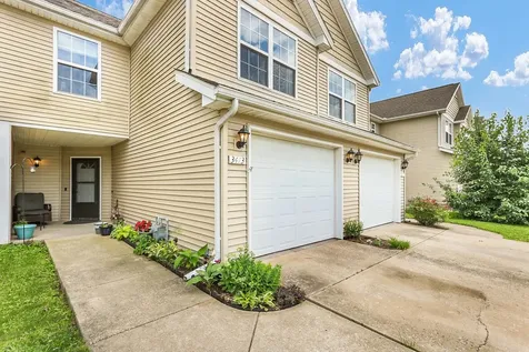 3413 Stoneway Court Champaign IL 61822