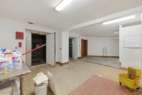 682 Park Avenue Genoa IL 60135