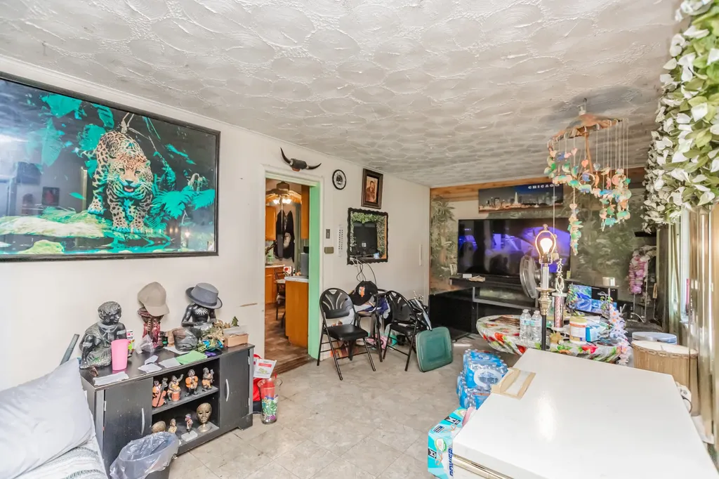 1146 West 88th Street Chicago IL 60620