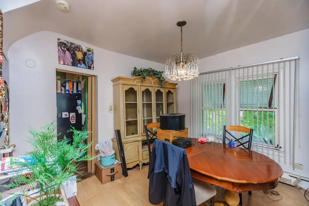 1146 West 88th Street Chicago IL 60620