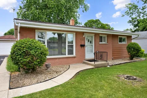 1290 Margret Street Des Plaines IL 60018