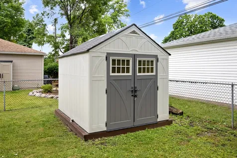 1290 Margret Street Des Plaines IL 60018