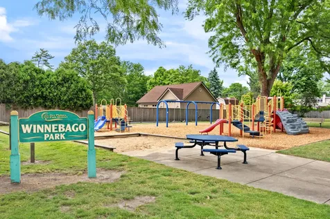 1290 Margret Street Des Plaines IL 60018