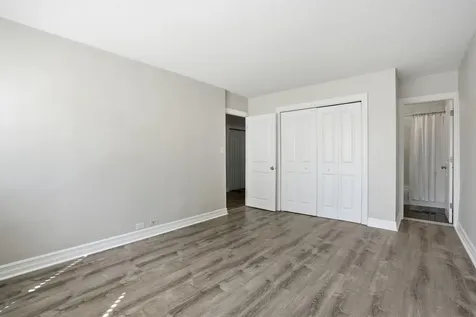 2930 North Sheridan Road Chicago IL 60657