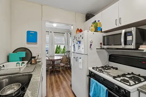 121 Beachview Drive Round Lake Beach IL 60073