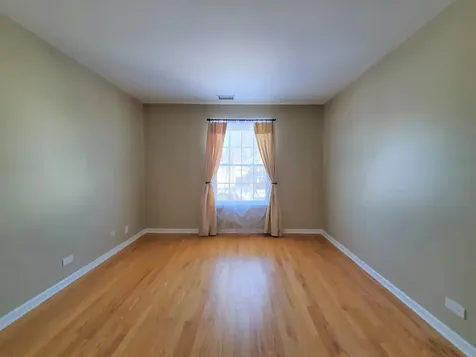 733 Plum Tree Court Wheeling IL 60090