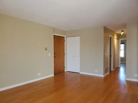 733 Plum Tree Court Wheeling IL 60090