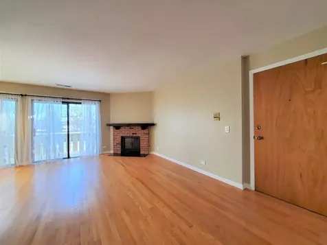 733 Plum Tree Court Wheeling IL 60090