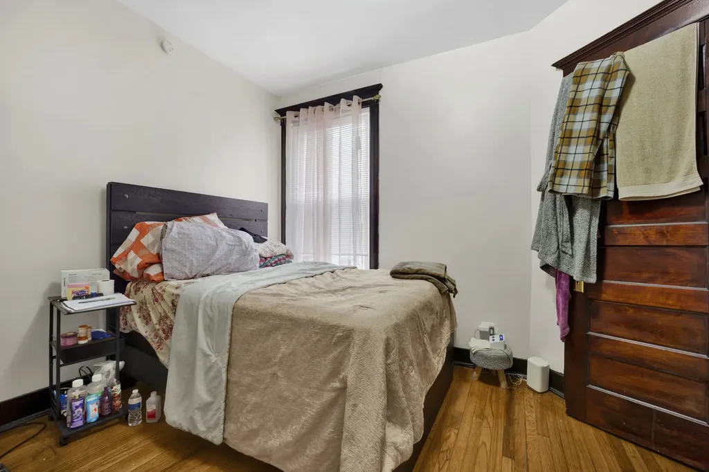 2714 West Lexington Street Chicago IL 60612