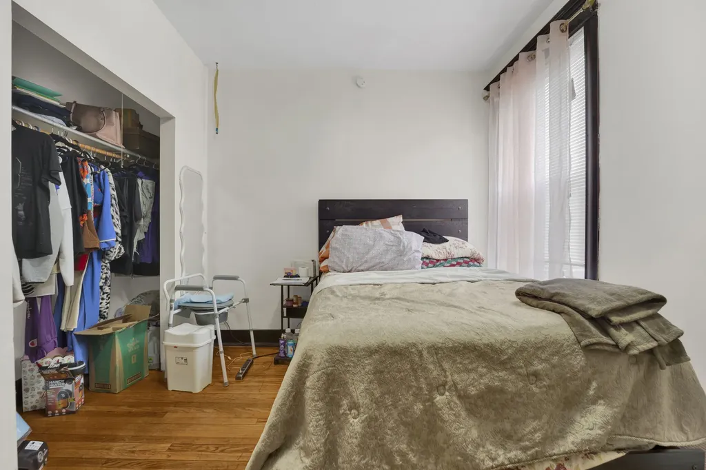 2714 West Lexington Street Chicago IL 60612