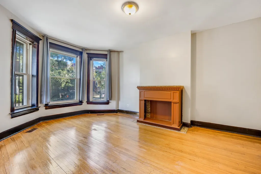 2714 West Lexington Street Chicago IL 60612