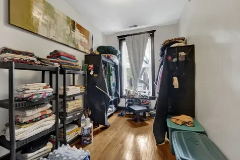 2714 West Lexington Street Chicago IL 60612