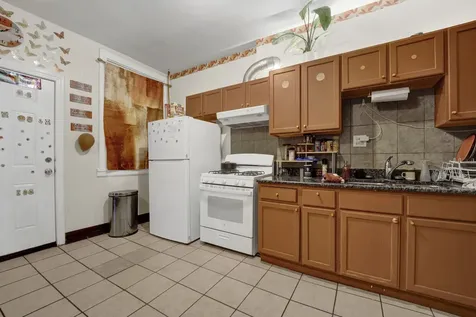 2714 West Lexington Street Chicago IL 60612