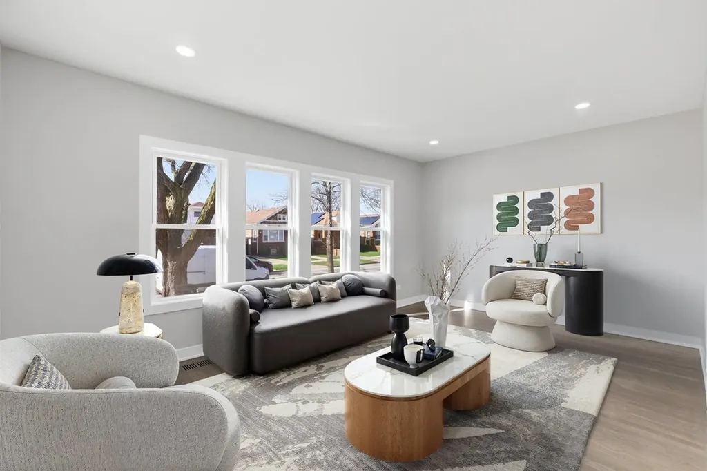 5020 West Fletcher Street Chicago IL 60641