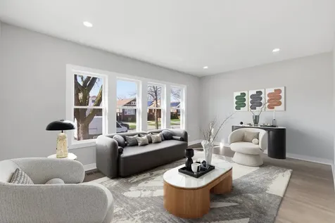 5020 West Fletcher Street Chicago IL 60641