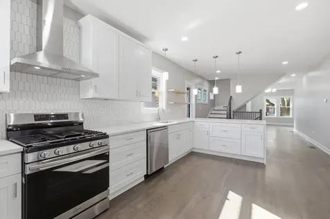 5020 West Fletcher Street Chicago IL 60641