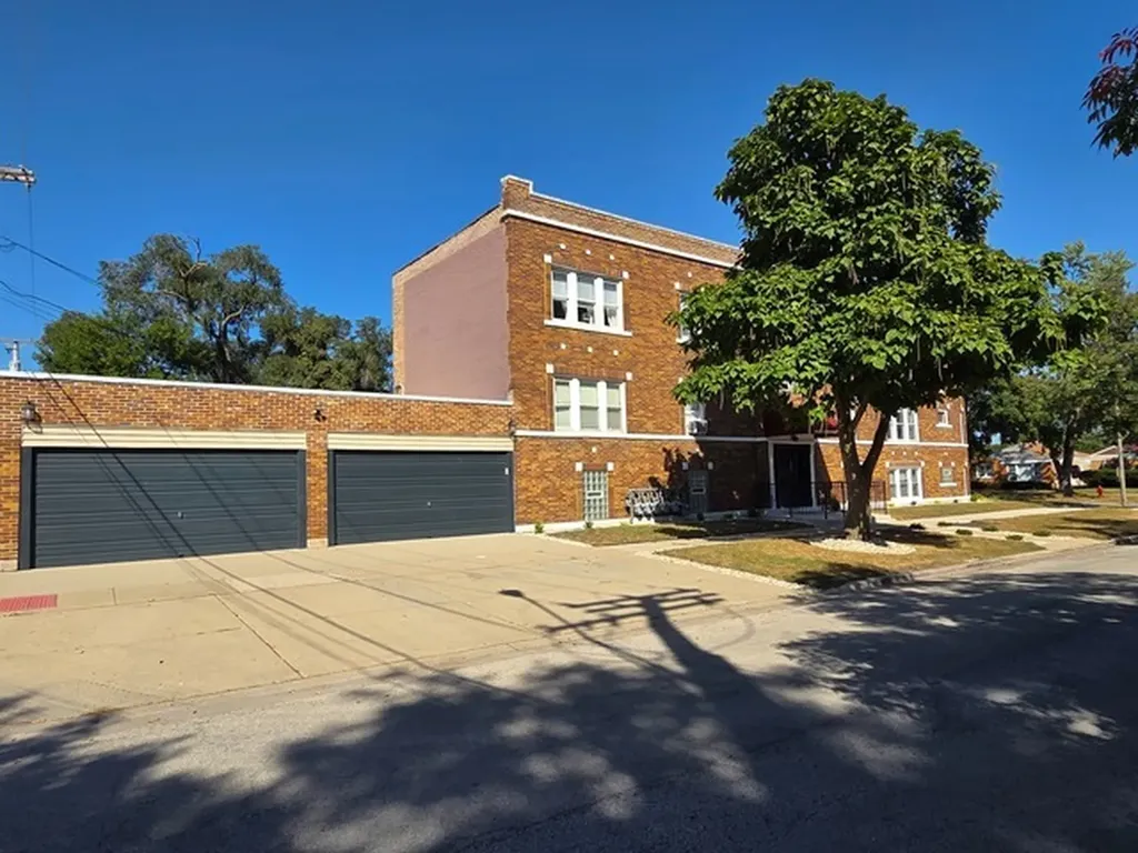 4252 Prescott Avenue Lyons IL 60534