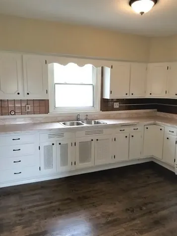 4252 Prescott Avenue Lyons IL 60534