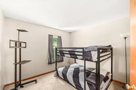 1924 Grandview Place Montgomery IL 60538