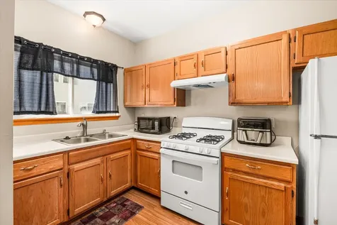 1924 Grandview Place Montgomery IL 60538
