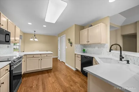 530 Bunker Hill Court Mundelein IL 60060