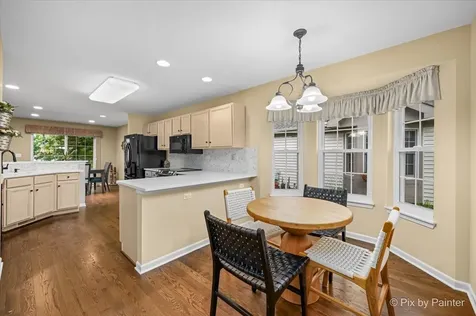530 Bunker Hill Court Mundelein IL 60060