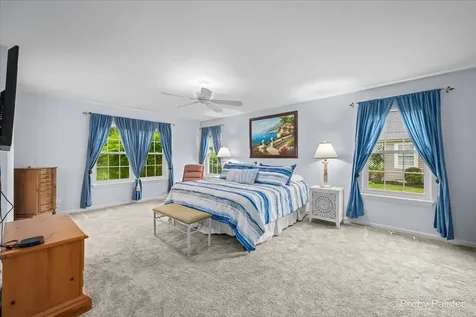 530 Bunker Hill Court Mundelein IL 60060