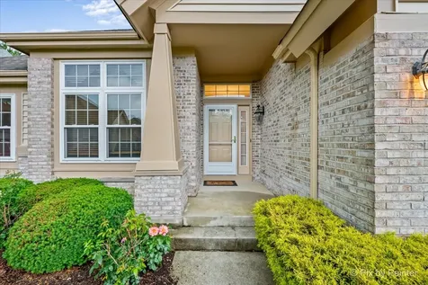 530 Bunker Hill Court Mundelein IL 60060