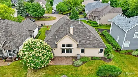 530 Bunker Hill Court Mundelein IL 60060