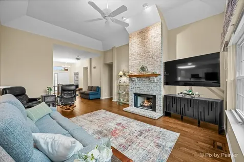 530 Bunker Hill Court Mundelein IL 60060