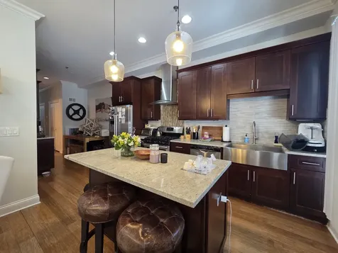 22 North Aberdeen Street Chicago IL 60607