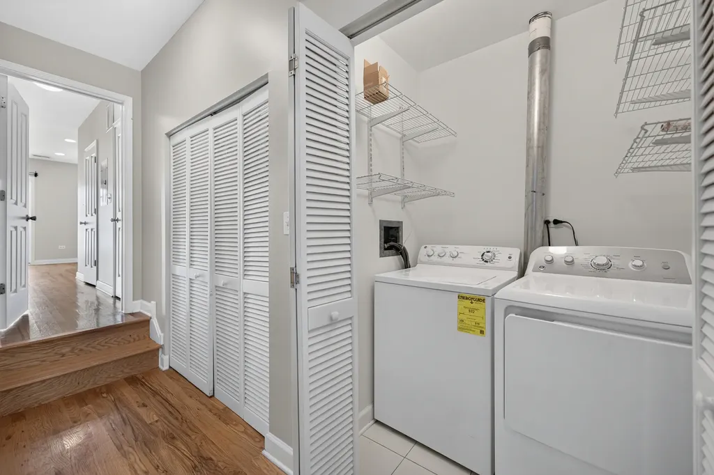 2633 West Belmont Avenue Chicago IL 60618