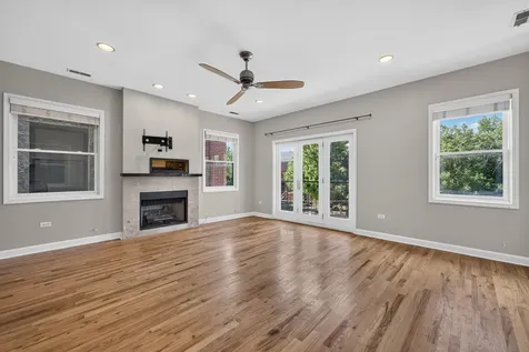 2633 West Belmont Avenue Chicago IL 60618