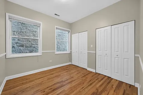 2633 West Belmont Avenue Chicago IL 60618