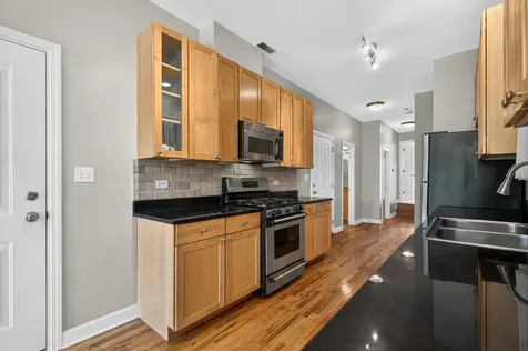 2633 West Belmont Avenue Chicago IL 60618