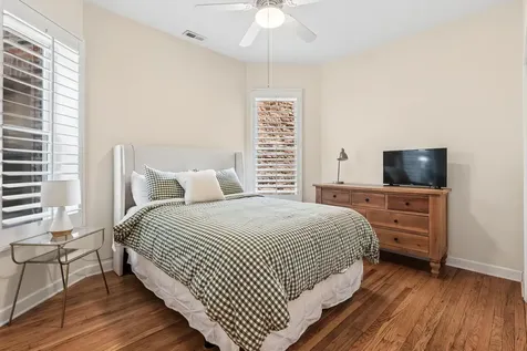 1428 West Olive Avenue Chicago IL 60660