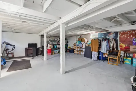 2615 30TH Street Rock Island IL 61201
