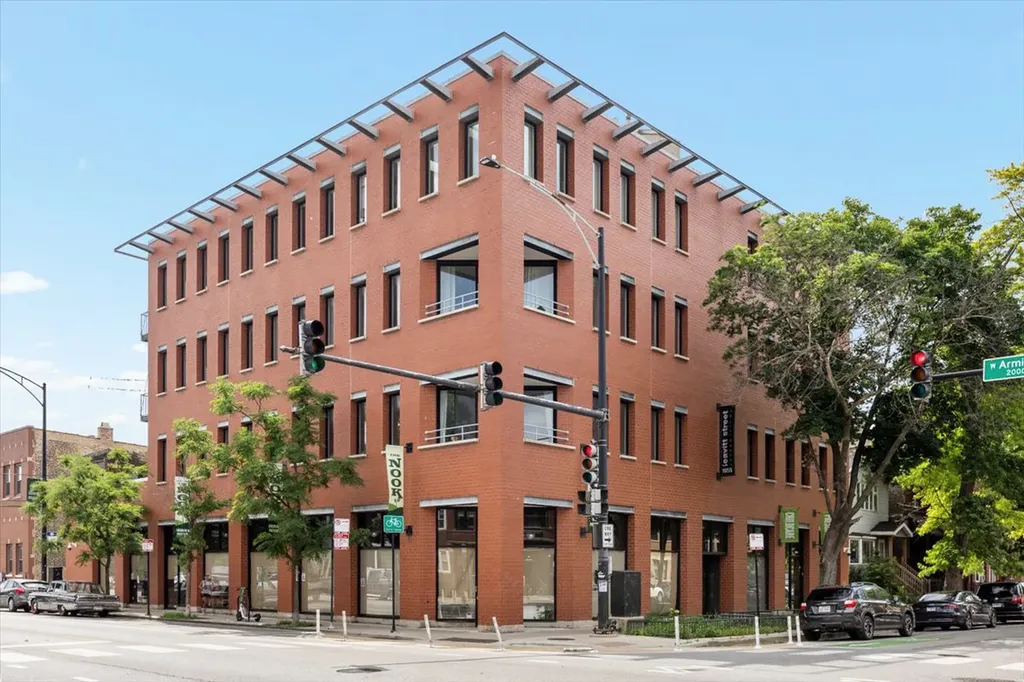 1955 North Leavitt Street Chicago IL 60647