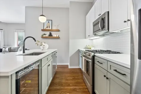 1955 North Leavitt Street Chicago IL 60647