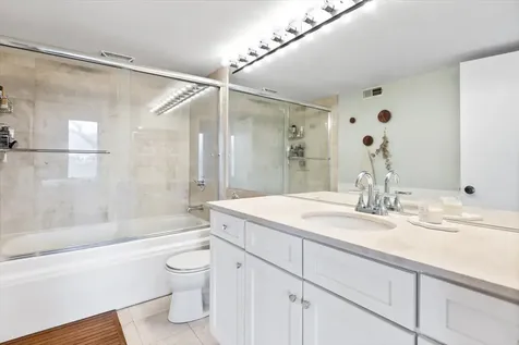 1955 North Leavitt Street Chicago IL 60647