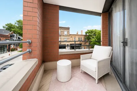 1955 North Leavitt Street Chicago IL 60647