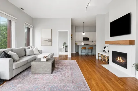 1955 North Leavitt Street Chicago IL 60647