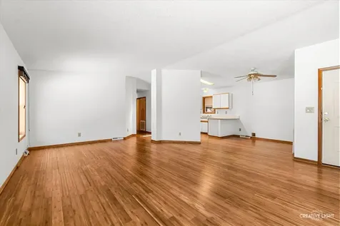 70 Melbrooke Road Elgin IL 60123