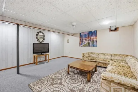 1213 Glen Mor Drive Shorewood IL 60404