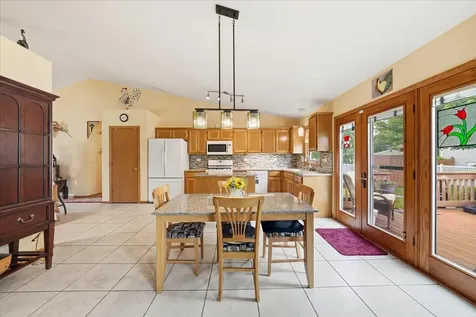 1213 Glen Mor Drive Shorewood IL 60404