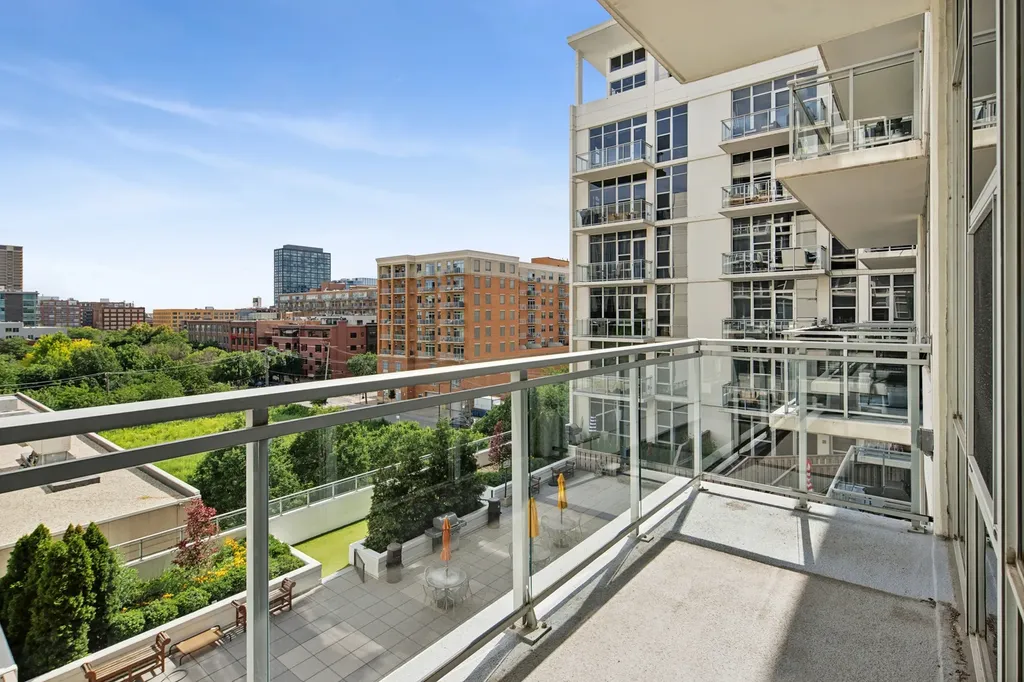 901 West Madison Street Chicago IL 60607