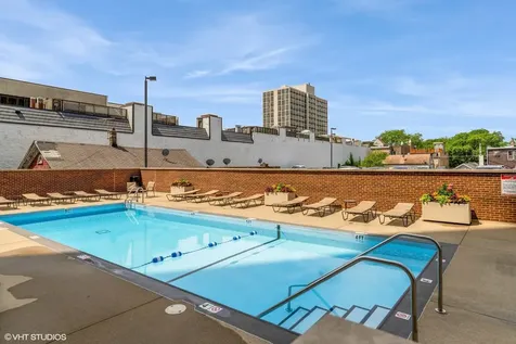 1636 North Wells Street Chicago IL 60614