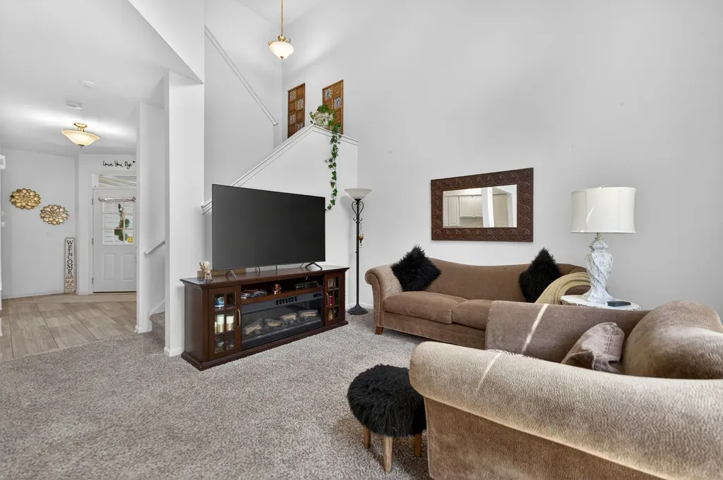 2822 Gypsum Circle Naperville IL 60564