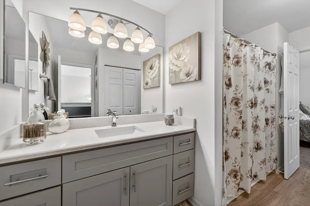 2822 Gypsum Circle Naperville IL 60564