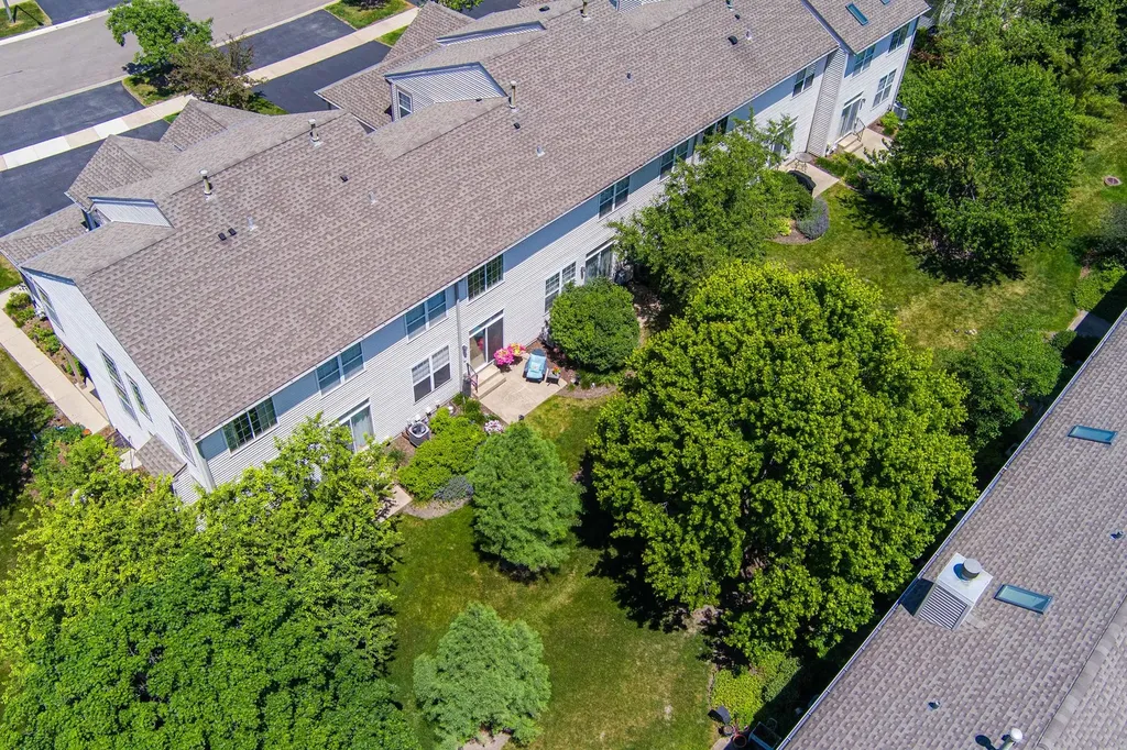 2822 Gypsum Circle Naperville IL 60564